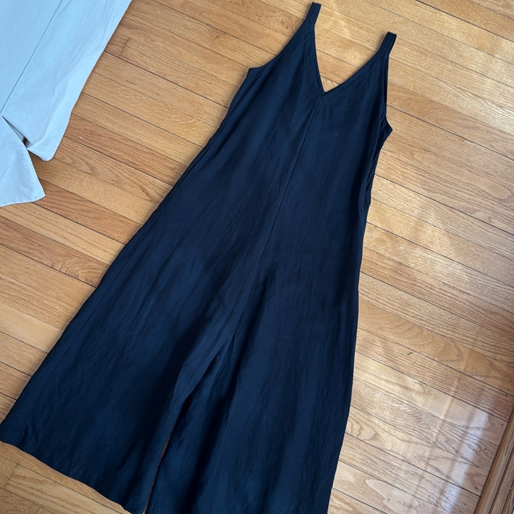 Uniqlo black linen wide leg jumpsuit